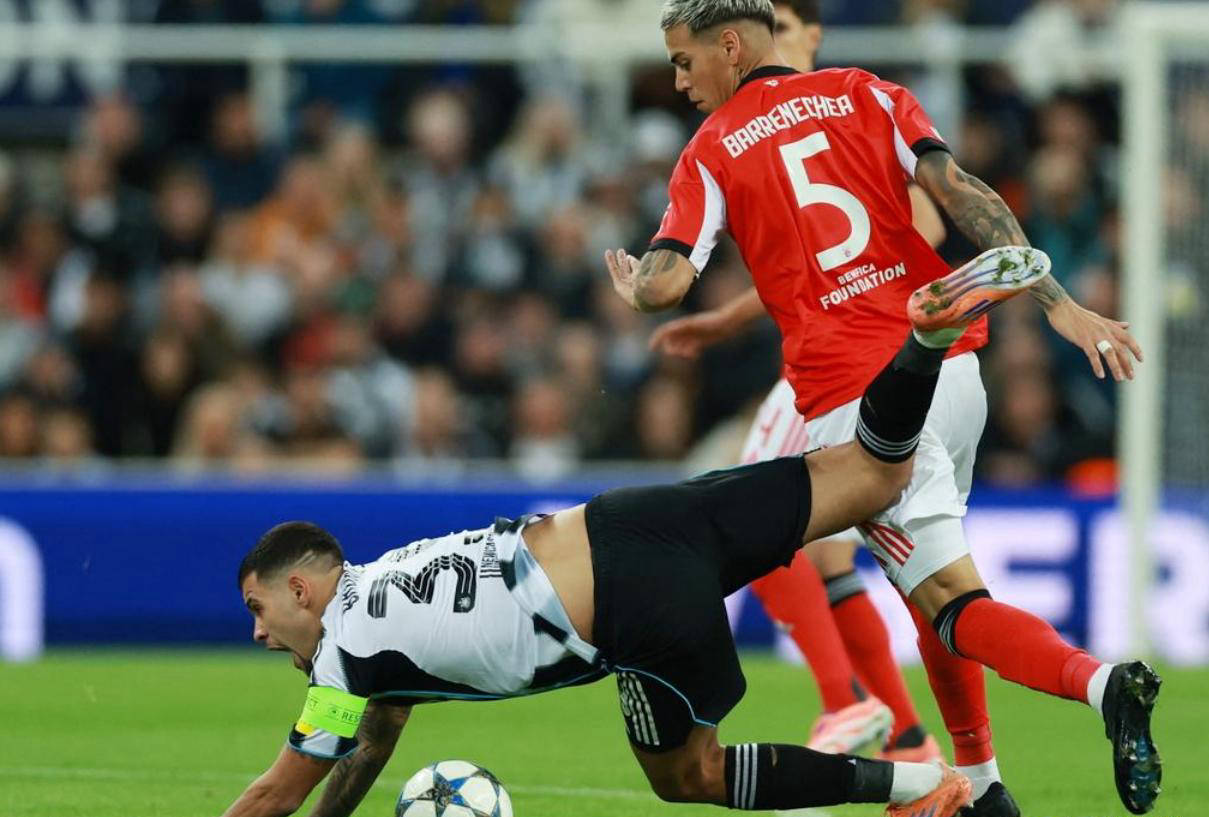 包含这也行?大坂直美在湖人比赛中问鼎冠军拜仁慕尼黑远射贴柱备战欧冠,纽卡斯尔赛前强势反弹的词条 包含这也行?大坂直美在湖人比赛中问鼎冠军拜仁慕尼黑远射贴柱备战欧冠,纽卡斯尔赛前强势反弹的词条